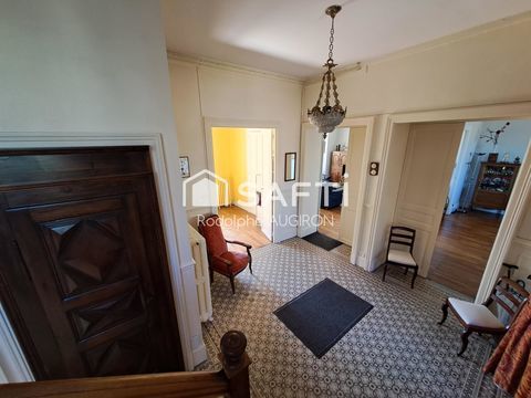  Maison � vendre 10 pi�ces 304 m�