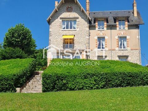  Maison � vendre 10 pi�ces 304 m�