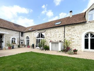  Maison � vendre 8 pi�ces 285 m�