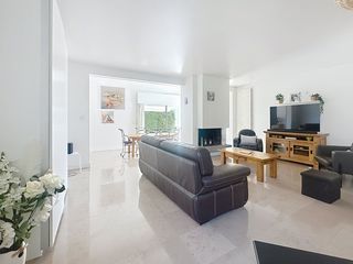  Maison � vendre 9 pi�ces 271 m�