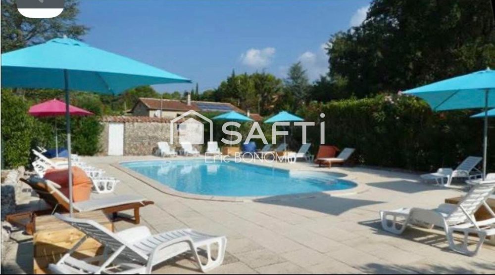 � vendre  Maison Villecroze (83690)