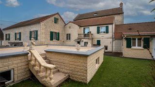  Maison � vendre 9 pi�ces 285 m�