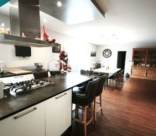  Maison � vendre 6 pi�ces 257 m�