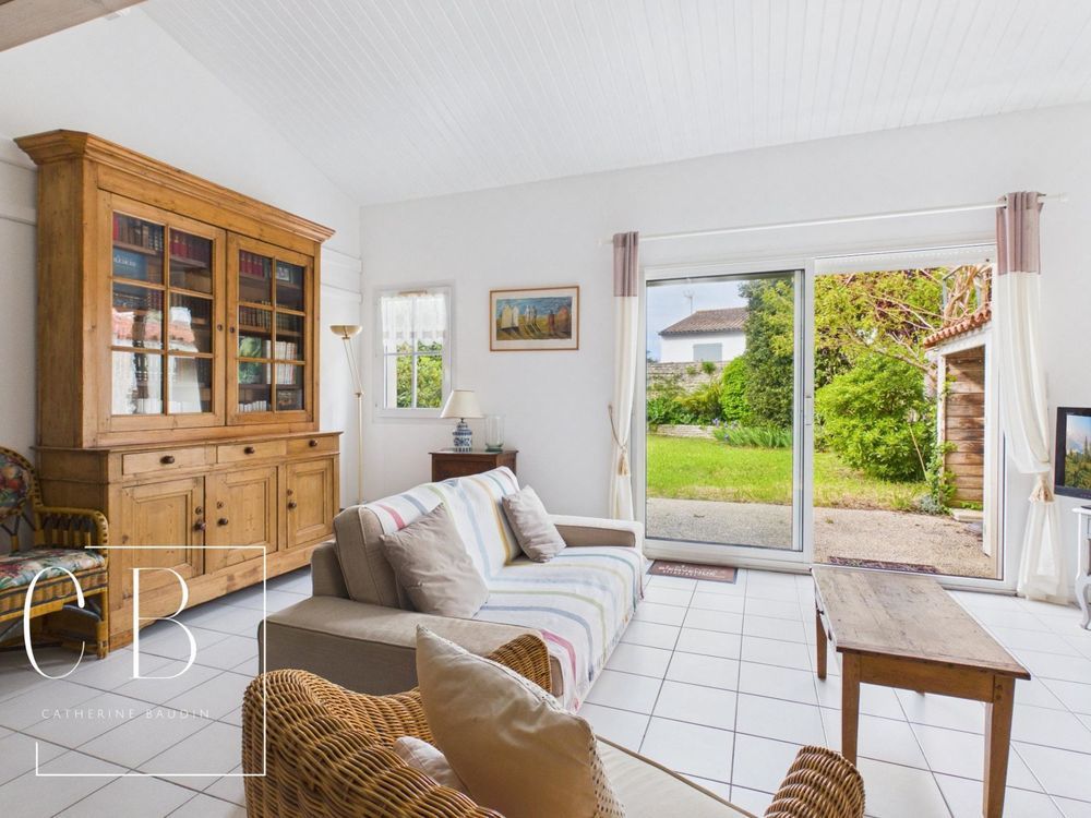 � vendre  Maison Saint-Martin-de-R� (17410)