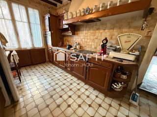  Maison � vendre 10 pi�ces 242 m�