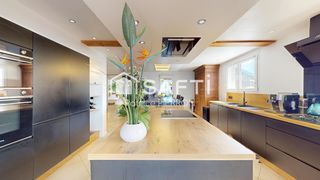  Maison � vendre 10 pi�ces 258 m�