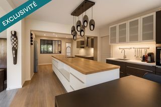  Maison � vendre 8 pi�ces 325 m�