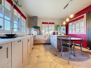  Maison � vendre 7 pi�ces 195 m�