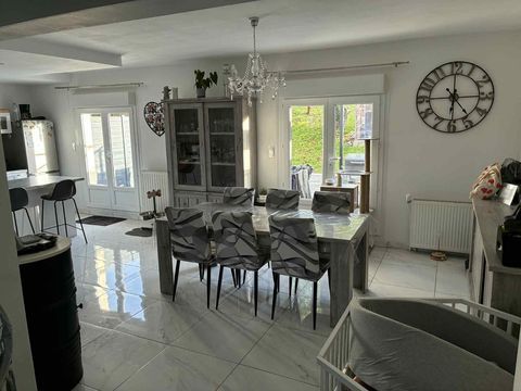   a vendre- maison 3 chambres sur 105m2 avec jardin et garage Maison - 4 pi�ce(s) - 105 m�