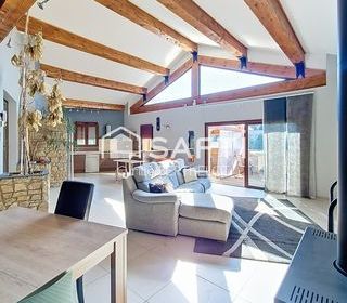  Maison � vendre 9 pi�ces 219 m�