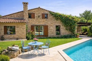  Maison � vendre 15 + pi�ces 328 m�