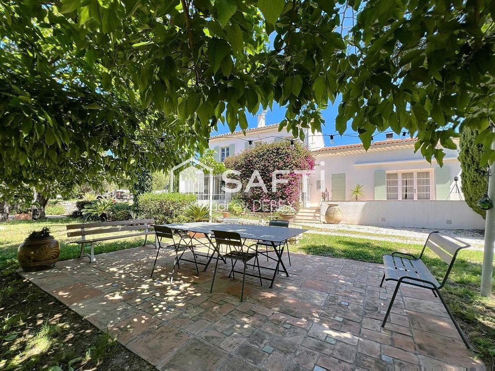 � vendre  Maison Sanary-sur-Mer (83110)