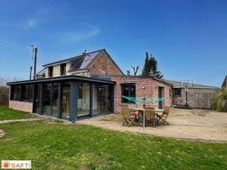  Maison � vendre 8 pi�ces 196 m�