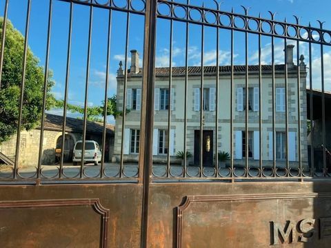   Domaine Viticole Maison - 7 pi�ce(s) - 250 m�