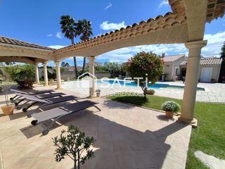  Maison � vendre 7 pi�ces 230 m�