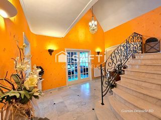  Maison � vendre 10 pi�ces 243 m�