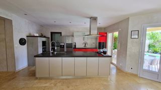  Maison � vendre 9 pi�ces 221 m�