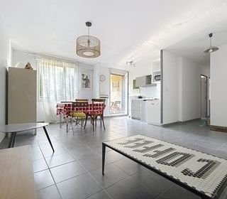  Appartement � vendre 3 pi�ces 65 m�