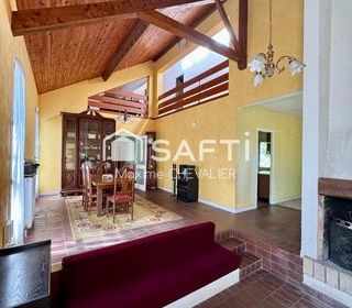  Maison � vendre 8 pi�ces 250 m�