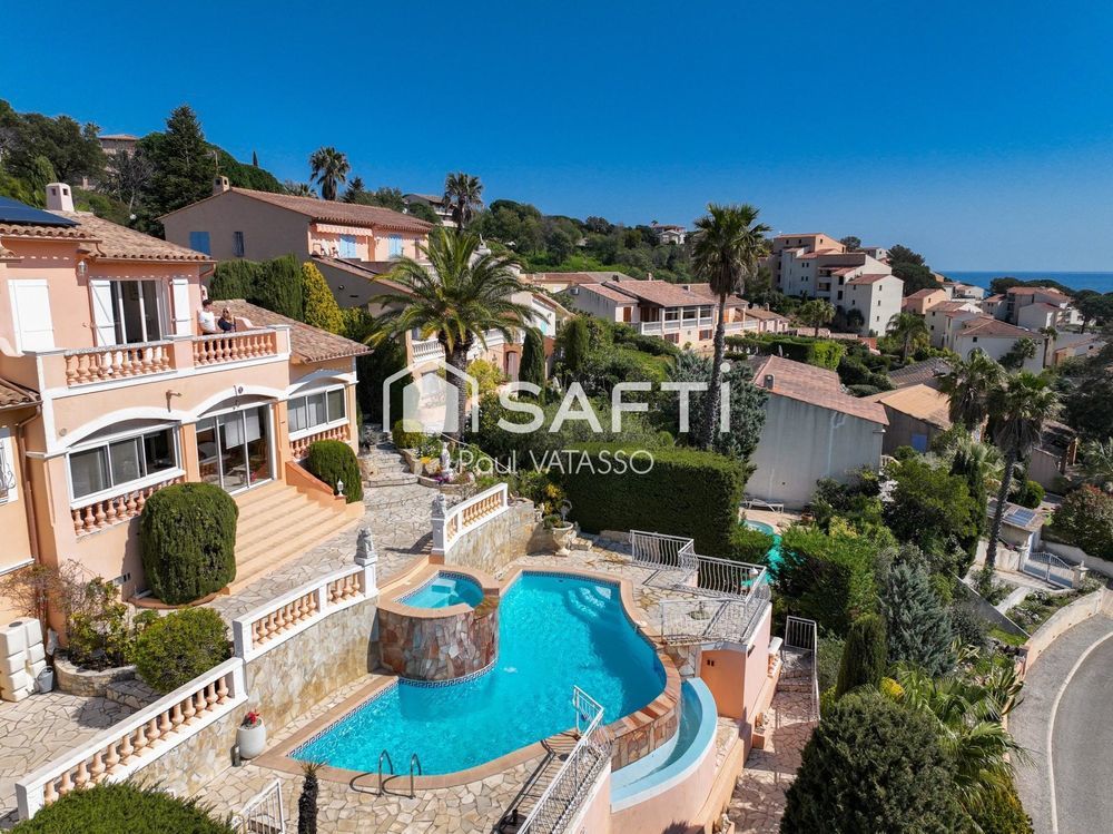 � vendre  Maison Les Issambres (83380)