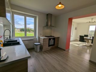  Maison � vendre 6 pi�ces 258 m�