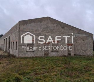  Immeuble � vendre 900 m�