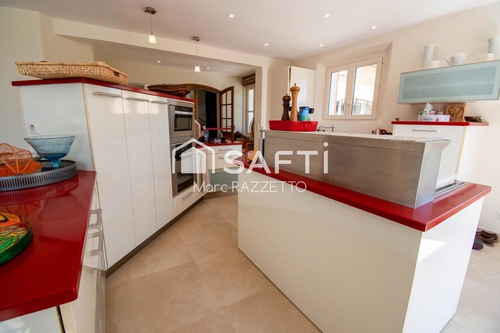 � vendre  Maison Lauris (84360)