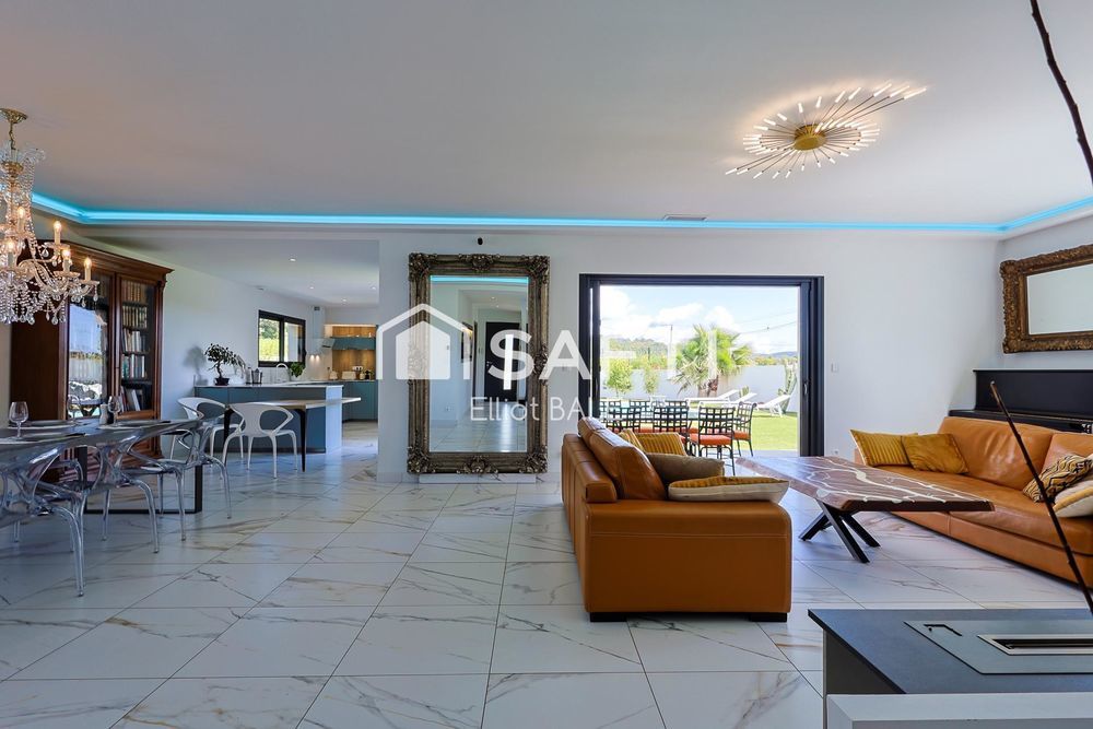 � vendre  Maison Cogolin (83310)