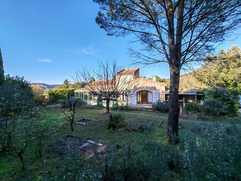   COUP DE C�UR 166 m� de Lumi�re et Caract�re Maison - 5 pi�ce(s) - 166 m�