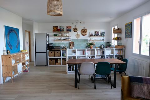   Maison plain-pied avec vue sur le Mont Ventoux Maison - 5 pi�ce(s) - 97 m�