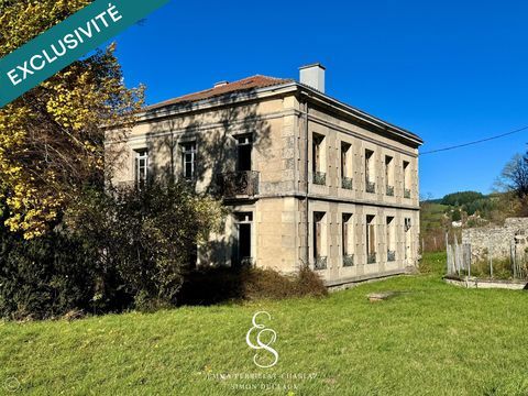   Une maison de ma�tre � restaurer, parfaite alliance entre caract�re et opportunit�. Maison - 12 pi�ce(s) - 380 m�