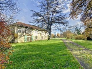  Maison � vendre 10 pi�ces 350 m�