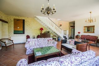  Maison � vendre 14 pi�ces 341 m�