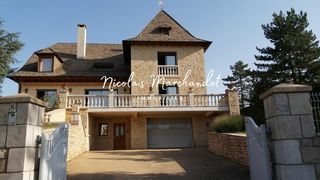  Maison � vendre 8 pi�ces 285 m�