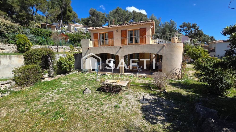 � vendre  Maison La Cadi�re-d'Azur (83740)