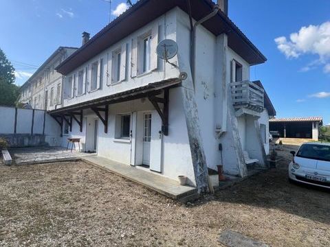   Grande batisse familliale avec d�pendance, terrain et piscine � r�nover Maison - 5 pi�ce(s) - 209 m�