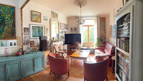   En plein coeur de la ville Maison - 5 pi�ce(s) - 120 m�