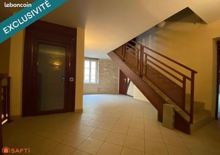  Immeuble � vendre 300 m�