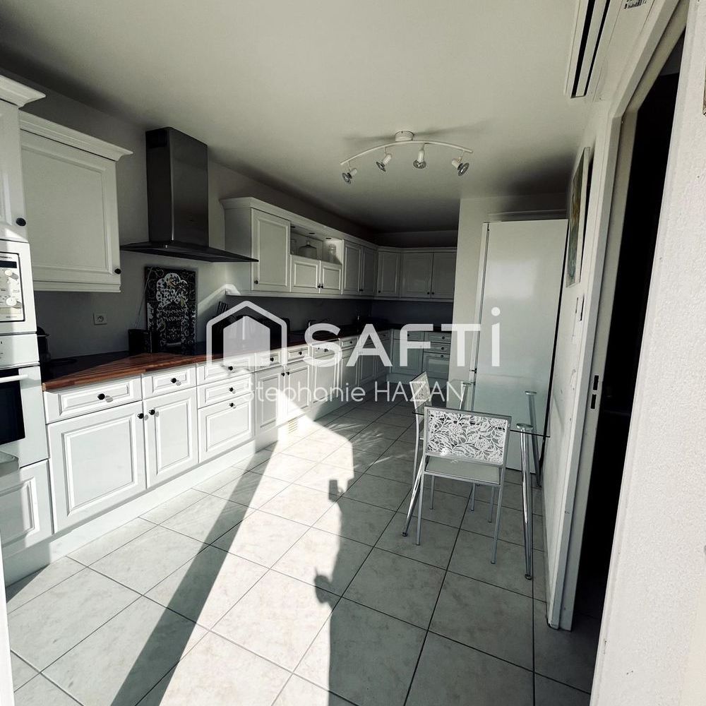 � vendre  Appartement Saint-Rapha�l (83700)