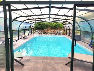  Maison � vendre 8 pi�ces 282 m�