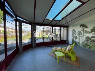  Maison � vendre 9 pi�ces 307 m�