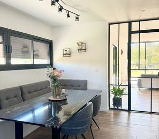  Maison � vendre 7 pi�ces 210 m�