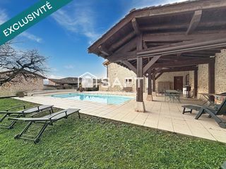  Maison � vendre 8 pi�ces 322 m�