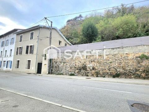   Maison atypique Maison - 7 pi�ce(s) - 160 m�