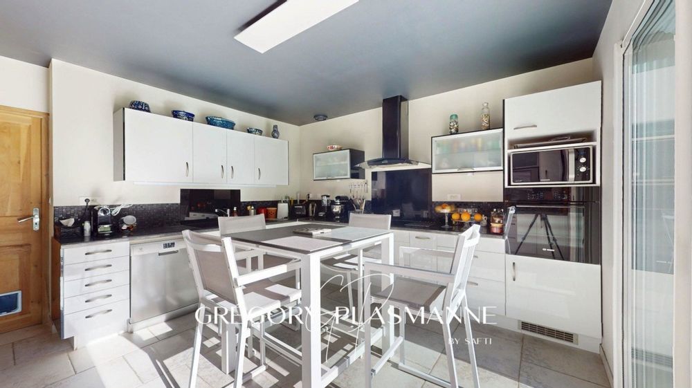 � vendre  Maison Besse-sur-Issole (83890)