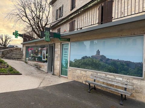 Pharmacie &agrave; vendre dans une commune dynamique du Tarn et Garonne. 140833 82240 Puylaroque