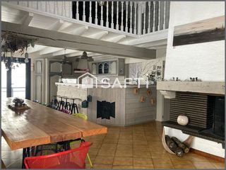  Maison � vendre 8 pi�ces 280 m�