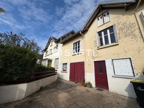   Grande maison � r�nover avec beaucoup de potentiel Maison - 5 pi�ce(s) - 121 m�