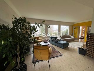  Maison � vendre 10 pi�ces 180 m�