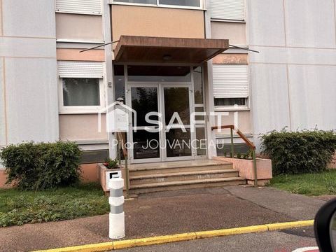   St Jean des Vignes - Appartement T4 - 77m2 - Copropri�t� calme - Proche de toutes commodit�s Appartement - 4 pi�ce(s) - 77 m�